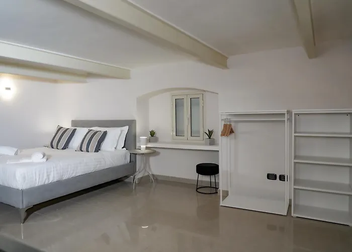 Rhome Crispi Loft *