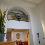 Rhome Crispi Loft *