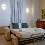Rhome Crispi Loft Apartment *
