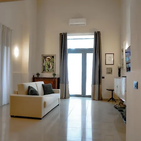 Rhome Crispi Loft Apartman