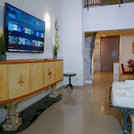 Apartman Rhome Crispi Loft *