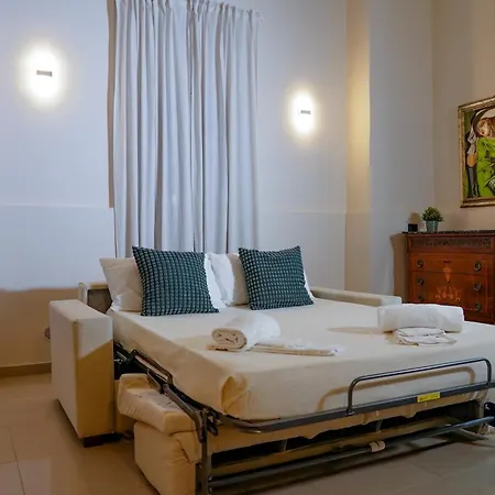 Rhome Crispi Loft Apartman *